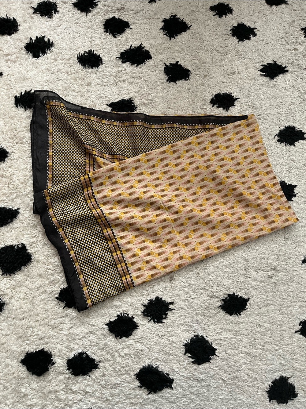 Yellow and brown vintage pattern scarf no brand 46x46